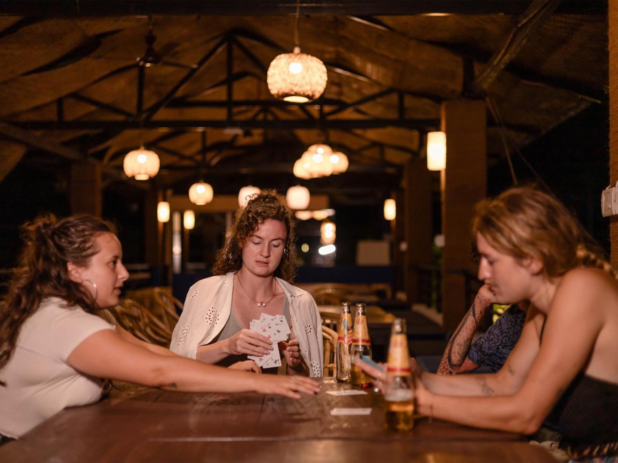 Madpackers Goa Anjuna - Bar Bagian luar foto