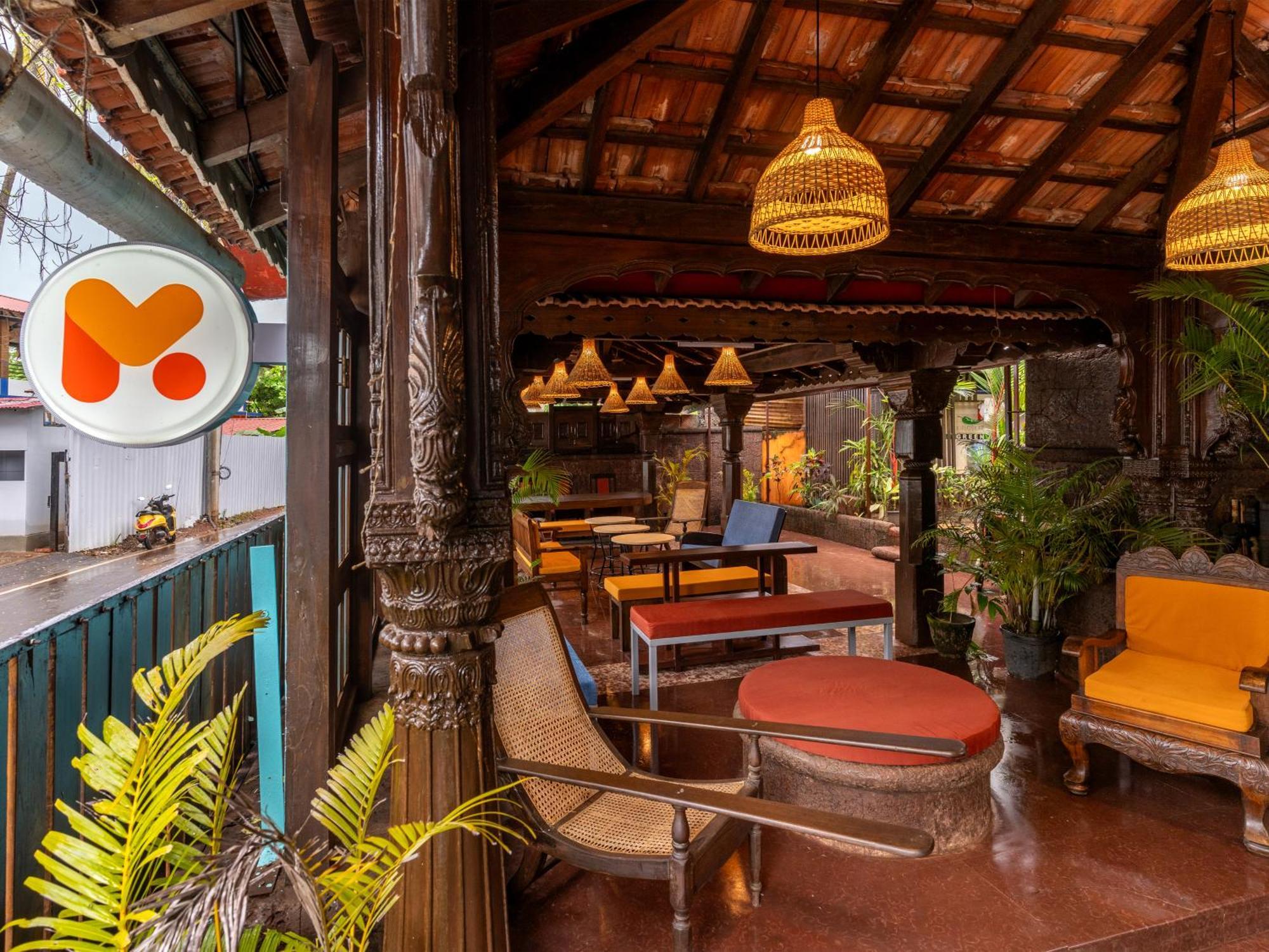 Madpackers Goa Anjuna - Bar Bagian luar foto