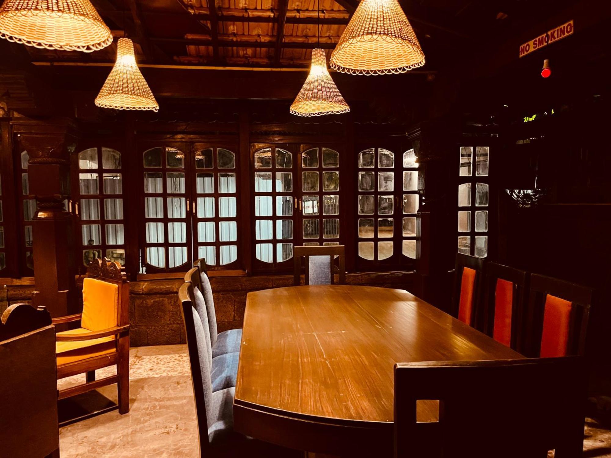Madpackers Goa Anjuna - Bar Bagian luar foto